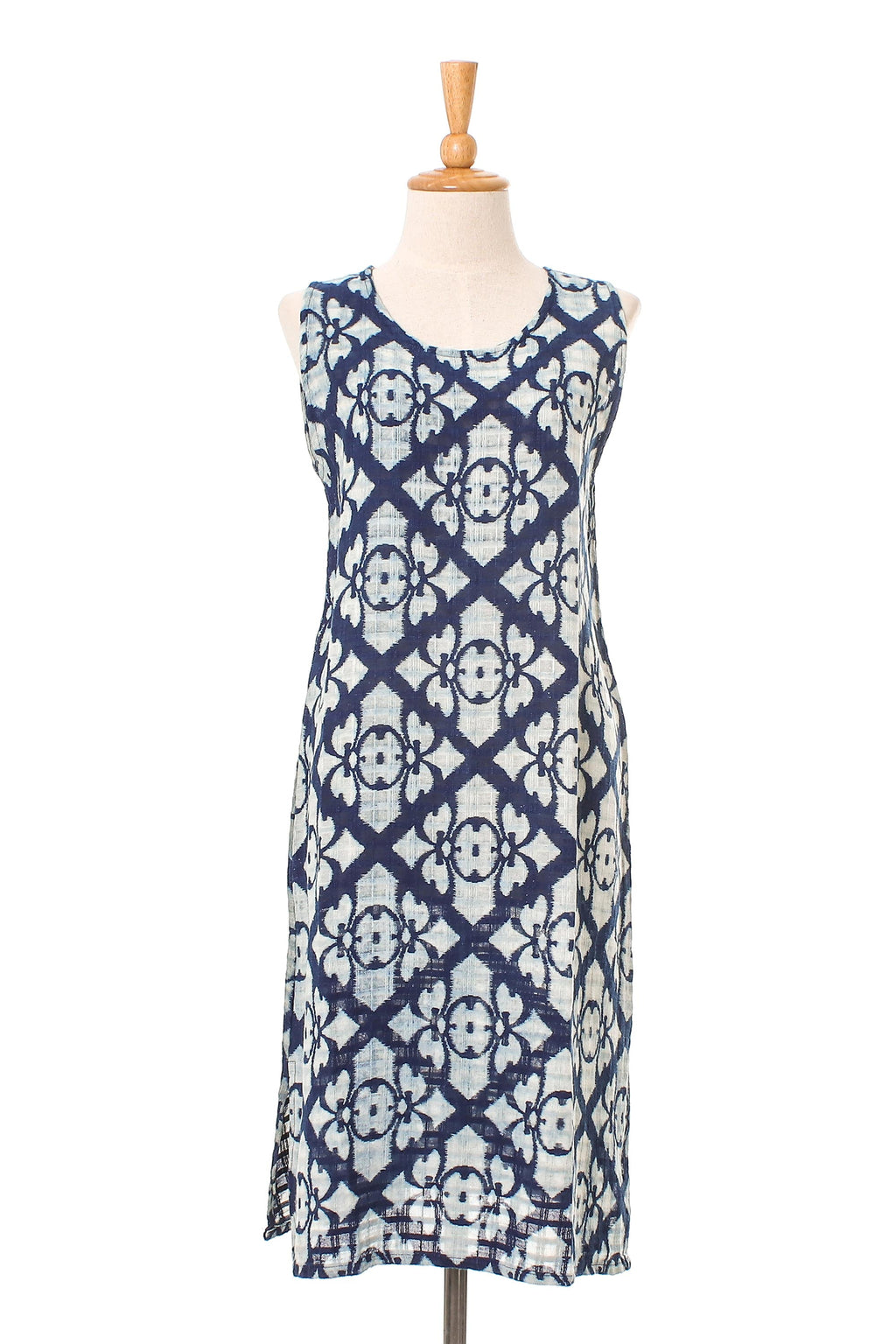 Printed Cotton Sleeveless Shift in Navy and Off-White - Cool Vacation