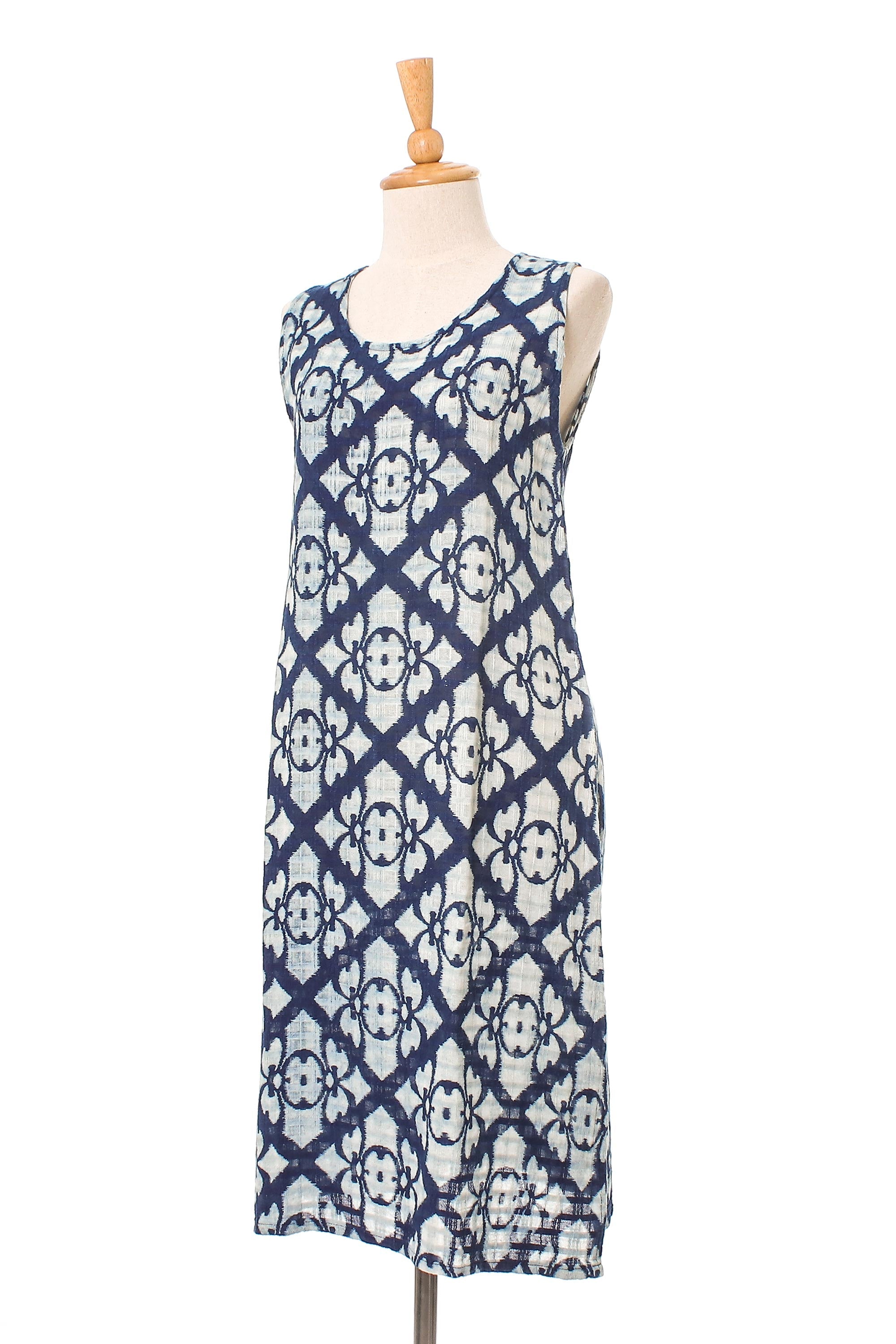 Printed Cotton Sleeveless Shift in Navy and Off-White - Cool Vacation