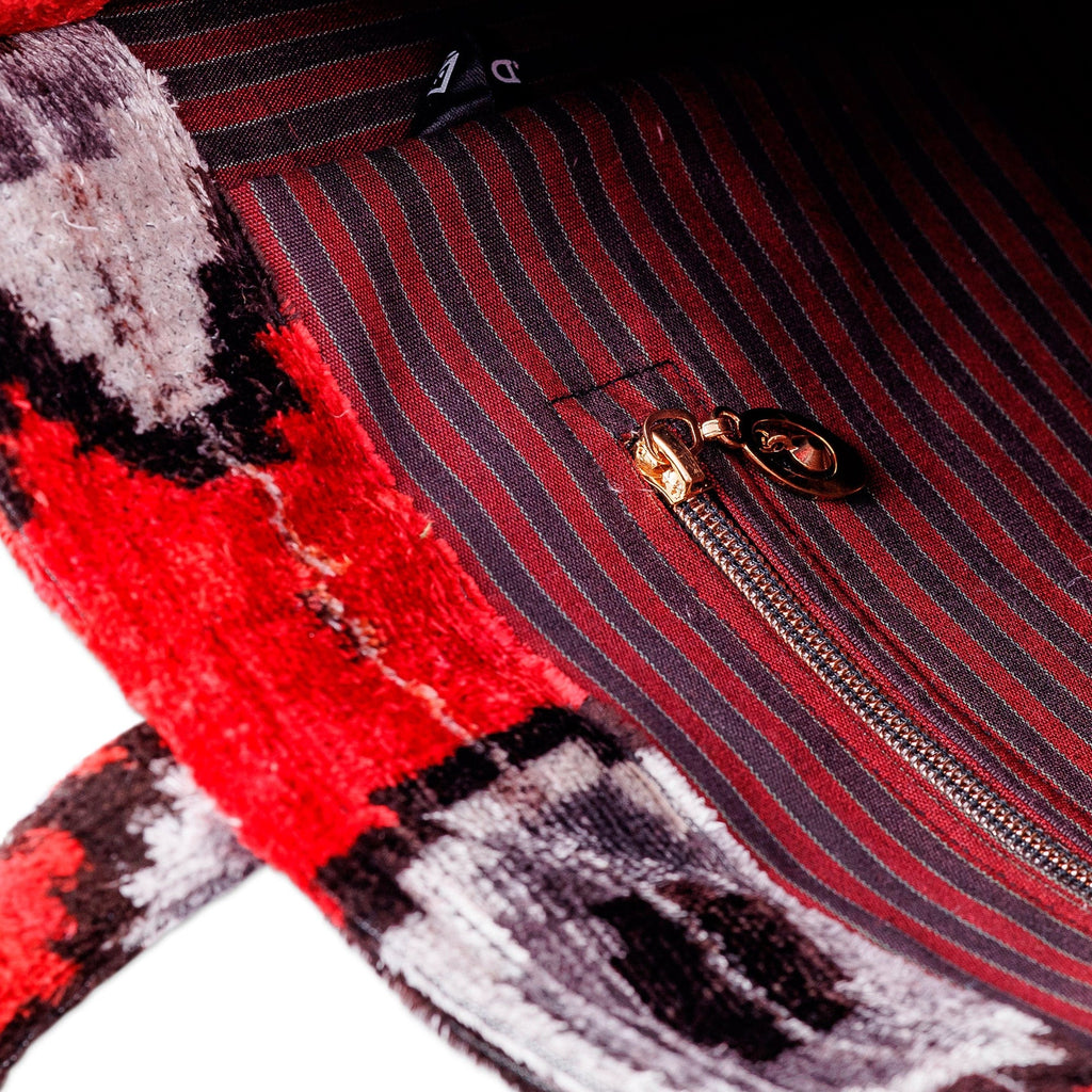 Eye-Patterned Red Silk Velvet Handle Bag from Uzbekistan - Sophisticated Glances