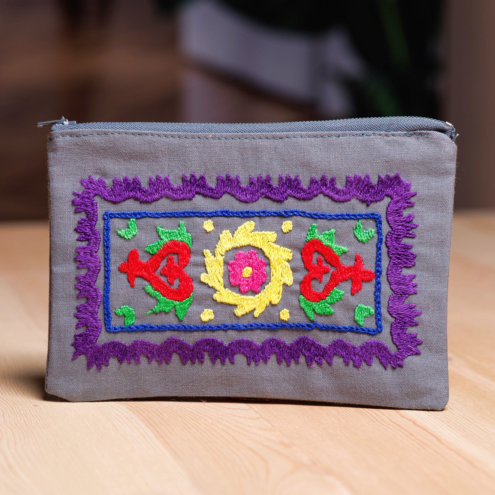 Blue Cotton Cosmetic Bag with Suzani Hand-Embroidered Motifs - Chic Style